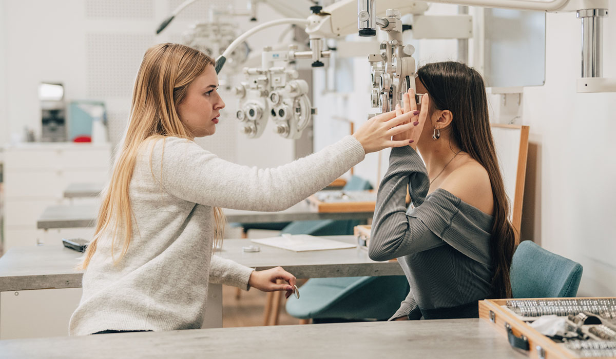 bts opticien lunetier temps plein alternance